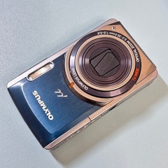 OLYMPUS ・GE AV1  コンデジ カメラの画像