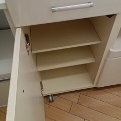 ★リユースのサカイつくば店★TK6873  レンジ台 ベージュ H91×D45×W89 クリーニング済みの画像