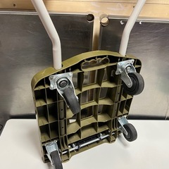 コメリ 軽量コンパクト 折りたたみ 台車 カーキ 3.4Kg 収納幅14.5cm 中古品 ④の画像