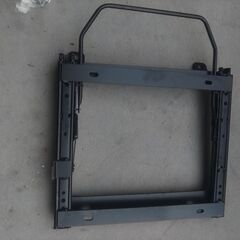 NAロードスター用シートレール（右側）の画像