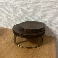 可動式小物置きの画像