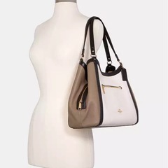COACH クリスティ ショルダー バッグ カラーブロックの画像