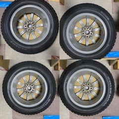 ダンロップ　ウインターMAXWM02 　 215／60R16　の画像