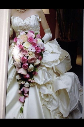 フルオーダーオールシルクビジューウェディングドレス　デザイナー一点物