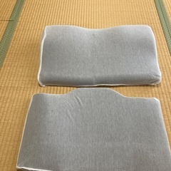 【中古品】GOKUMIN ゴクミン プレミアム低反発枕 ホワイトの画像