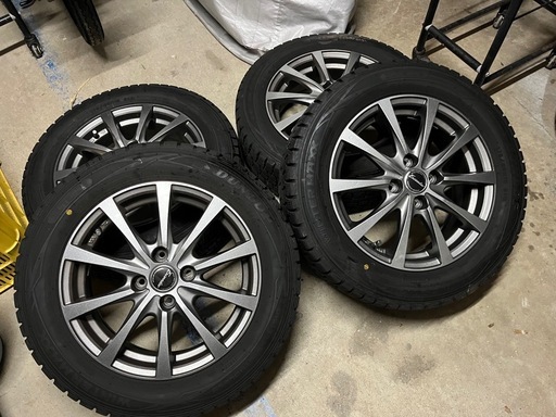 冬将軍到来　バリ山　15インチ　ダンロップ　スタッドレスタイヤ　175/65R15