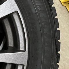 バリ山　15インチ　ダンロップ　スタッドレスタイヤの画像