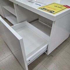 J8630【リユースのサカイ柏店】 IKEA イケア TV台 ビーオース ハイグロス ホワイト クリーニング済の画像