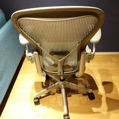 Herman Miller Aeron Chair ハーマンミラーアーロンチェアの画像