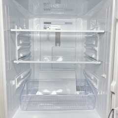 (送料無料) 2021年 極美品 冷蔵庫 SHARP 霜取り不要 どっちもヒンジ ④の画像