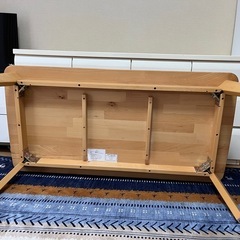 ニトリのローテーブルの画像