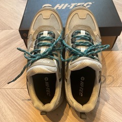 美品　ハイテック　メンズ　スニーカーの画像