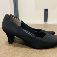 パンプス　黒24.0c m　の画像