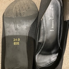 パンプス　黒24.0c m　の画像
