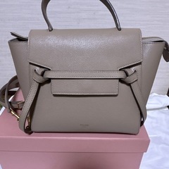 CELINE ベルトバッグ　ライトトープの画像