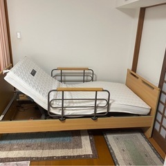 介護用ベッド〔代理出品〕　　11月2日までの画像
