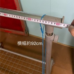 ハンガーラックの画像