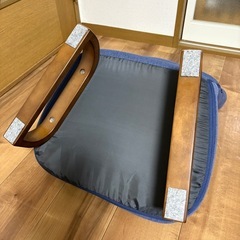 あぐら座椅子の画像