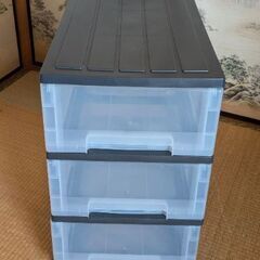 深型クリア衣装ケース 3段（キャスター付き）の画像