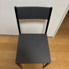 ダイニングテーブル、ダイニングチェア4個の画像