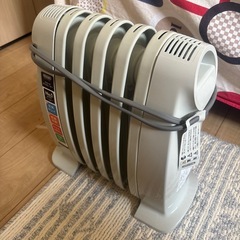 De'Longhi オイルヒーター HJA01A005-5Wの画像