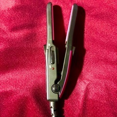 ★【ヴィダルサスーンのミニストレートヘアアイロン（VSI-1007）】の画像