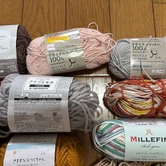 毛糸まとめ売りの画像