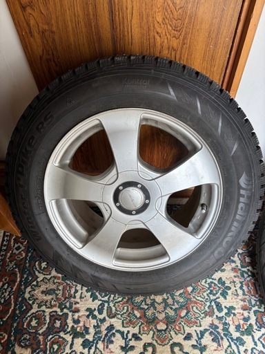 ハンコック　スパイクタイヤ?‼️215/60R16
