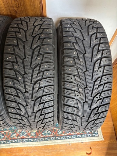 ハンコック　スパイクタイヤ?‼️215/60R16