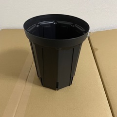 植木鉢 192個入り5号サイズ
の画像