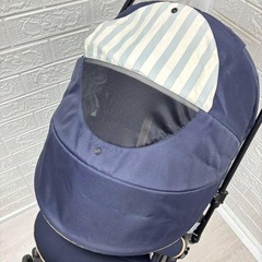 手洗い清掃済み ❗️格安❗️　 combi スゴカル 4キャス　plus simplight　両対面　ハイシート❗️　福岡の画像
