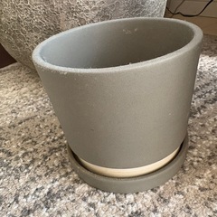 【現在商談中】サラサデザイン　鉢の画像