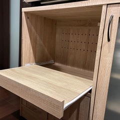 食器棚　収納棚の画像