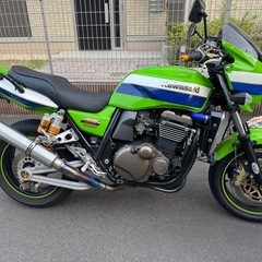 カワサキ ZRX1200R の画像