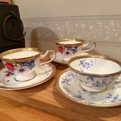 【未使用】上品なティーカップ＆ソーサー 3客セットの画像