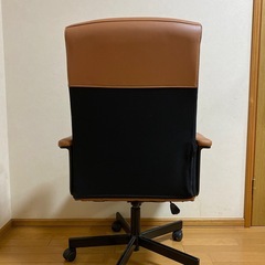 IKEA イケアMILLBERGET ミルベルゲット　デスクチェア　ゴールデンブラウンの画像