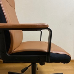 IKEA イケアMILLBERGET ミルベルゲット　デスクチェア　ゴールデンブラウンの画像