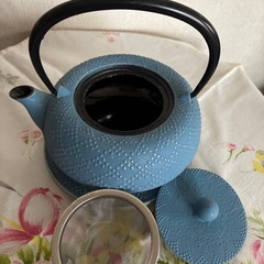 🌹大人気❗️岩鋳　南部鉄器　急須　敷皿付き🌹　　の画像