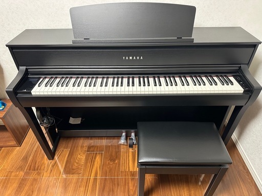 ヤマハ電子ピアノ　CLP-775B 2023年製