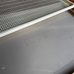 しつけるトレーの画像