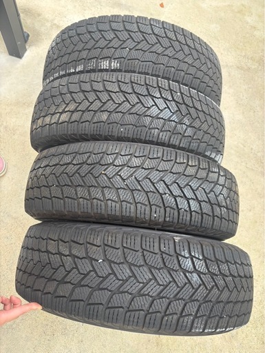23年23週製 スタッドレス ミシュラン195/65R16 ホイール&タイヤ4本 23年23週製 スタッドレス ミシュラン195/65R16 ホイール&タイヤ4本