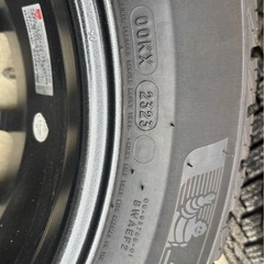 23年23週製 スタッドレス ミシュラン195/65R16 ホイール&タイヤ4本の画像