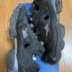 リーボック インスタポンプフューリー 28.5cm ブラック/グレー
の画像