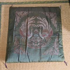 大判座布団（緑色）8枚の画像