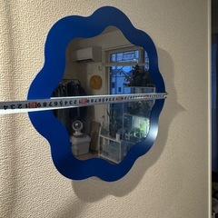 IKEA デザインミラー　鏡の画像