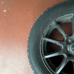 雪タイヤアルミ１８５／60R15の画像