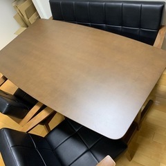 ニトリダイニングテーブルセット一式
の画像