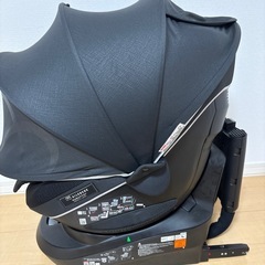 エールべべ チャイルドシート クルットR ザ ファーストの画像