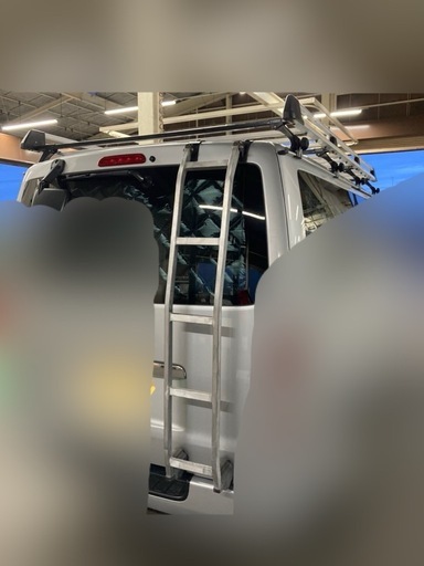 ハイエース　THULEルーフキャリア&純正ハシゴ