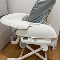 ベビー　チェアの画像